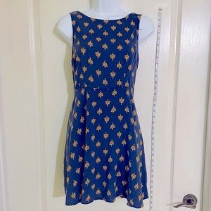 BONGO Sleeveless Blue and Gold Sundress.